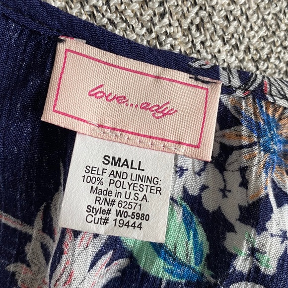 3/$30 Love...ady Navy Cold Shoulder Floral Romper - Picture 9 of 9